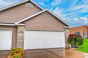 215 Douglas Dr, Brooklyn, WI 53521 - Photo 17
