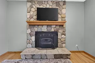 3015 Marvin Ct, Cross Plains, WI 53528 - Photo 5