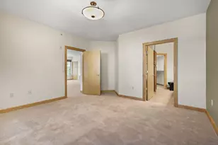 8253 Mayo Dr, Madison, WI 53719 - Photo 21