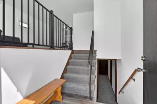 2043 Linway Dr, Beloit, WI 53511 - Photo 3