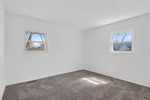 2043 Linway Dr, Beloit, WI 53511 - Photo 23