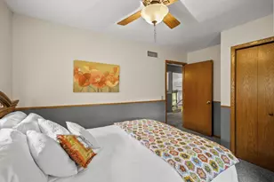 2933 Muir Field Rd, Madison, WI 53719 - Photo 25