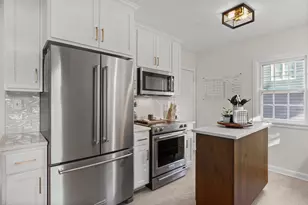 821 N Fair Oaks Ave, Madison, WI 53714 - Photo 19