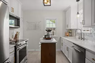 821 N Fair Oaks Ave, Madison, WI 53714 - Photo 17
