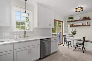 821 N Fair Oaks Ave, Madison, WI 53714 - Photo 11