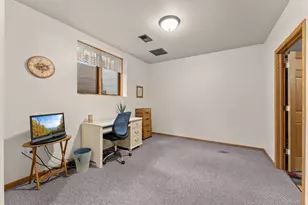 541 Hill St, Baraboo, WI 53913 - Photo 25
