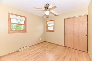 N89W15378 Cleveland Ave, Menomonee Falls, WI 53051 - Photo 21