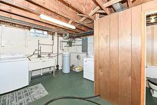 N89W15378 Cleveland Ave, Menomonee Falls, WI 53051 - Photo 29