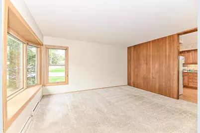 N89W15378 Cleveland Avenue, Menomonee Falls, WI 53051 - Photo 7