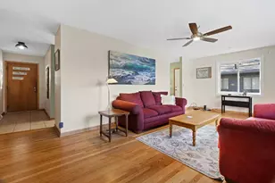 4946 Goldfinch Dr, Madison, WI 53714 - Photo 5