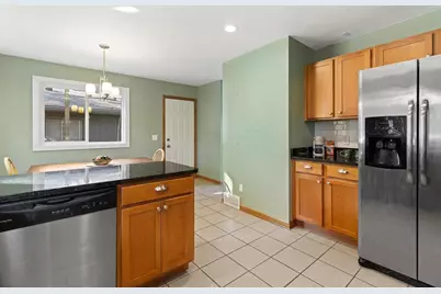 4946 Goldfinch Drive, Madison, WI 53714 - Photo 11