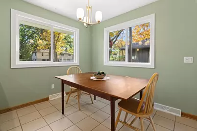 4946 Goldfinch Drive, Madison, WI 53714 - Photo 3