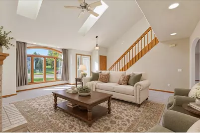 3154 Bull Run, Sun Prairie, WI 53590 - Photo 3
