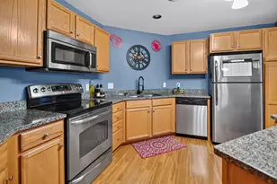 3027 Providence St, Sun Prairie, WI 53590 - Photo 11