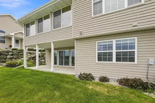 118 Summit Ct, Columbus, WI 53925 - Photo 7