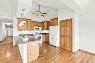 118 Summit Ct, Columbus, WI 53925 - Photo 25