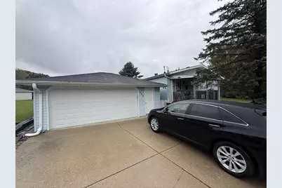 603 Topaz Trail, Lannon, WI 53046 - Photo 3
