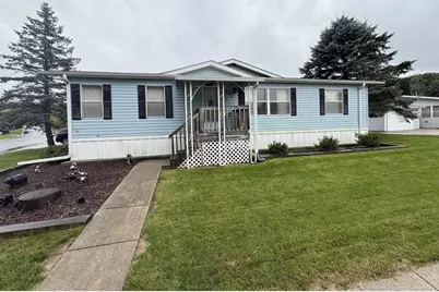 603 Topaz Trail, Lannon, WI 53046 - Photo 1