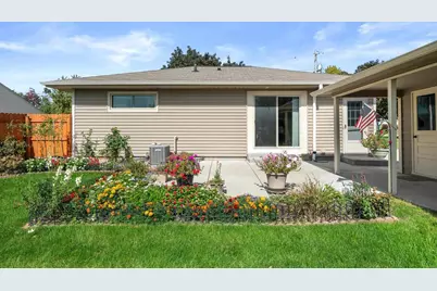 1623 Birch Drive, Waukesha, WI 53188 - Photo 7