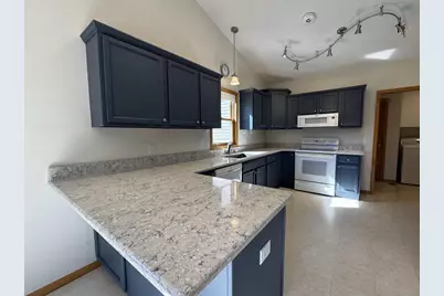 2804 Autumn Lane, Janesville, WI 53546 - Photo 7
