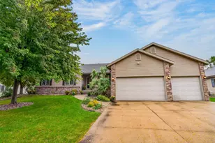 719 Weald Bridge Rd, Cottage Grove, WI 53527 - Photo 9