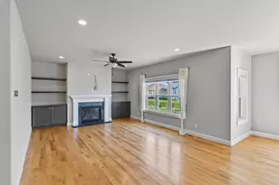 2618 Smoky Trl, Fitchburg, WI 53711 - Photo 7