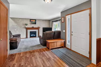 311 Springview Drive, Marshall, WI 53559 - Photo 7