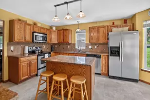 311 Springview Dr, Marshall, WI 53559 - Photo 15