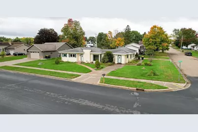 905 East Avenue, Tomah, WI 54660 - Photo 37
