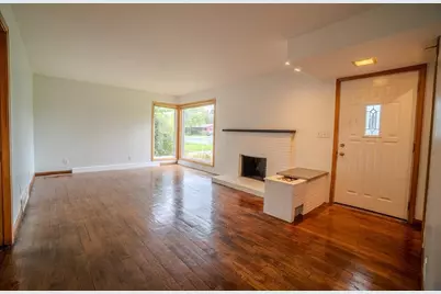 905 East Avenue, Tomah, WI 54660 - Photo 5