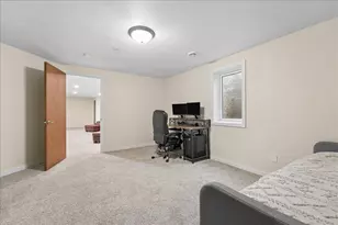 431 Thomas Ct, Oregon, WI 53575 - Photo 37