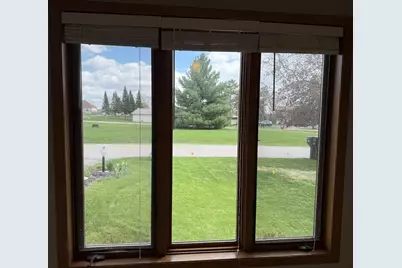 1045 Saddle Ridge, Portage, WI 53901 - Photo 5