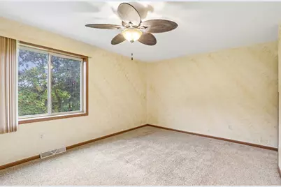 563 Clemens Court, Portage, WI 53901 - Photo 29