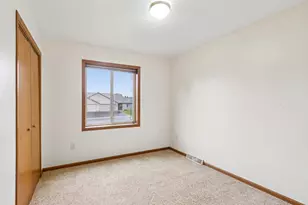 563 Clemens Ct, Portage, WI 53901 - Photo 35
