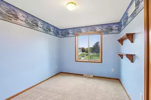563 Clemens Ct, Portage, WI 53901 - Photo 37