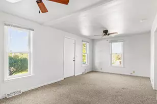 225 Hillside Ave, Stoughton, WI 53589 - Photo 9