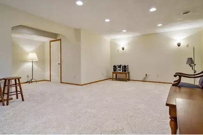 1616 Honeysuckle Lane, Janesville, WI 53546 - Photo 37