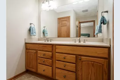 1616 Honeysuckle Lane, Janesville, WI 53546 - Photo 29