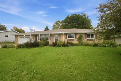 609 Oak Lane, Horicon, WI 53032 - Photo 3