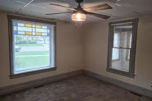 517 Lake St, Baraboo, WI 53913 - Photo 5
