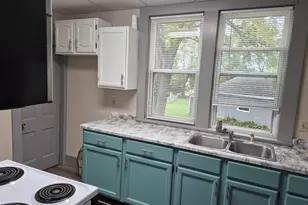 517 Lake St, Baraboo, WI 53913 - Photo 11