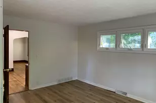1112 Eaton Ave, Beloit, WI 53511 - Photo 17