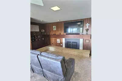 322 Silver Lake Drive, Portage, WI 53901 - Photo 5
