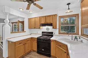 1222 E Lakeside Dr, Edgerton, WI 53534 - Photo 9