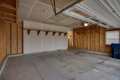 751 S Sugarpine Way, Elkhorn, WI 53121 - Photo 7