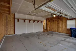 751 S Sugarpine Way, Elkhorn, WI 53121 - Photo 7