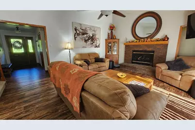 5810 Forest Preserve Road, Rockton, IL 61072 - Photo 17