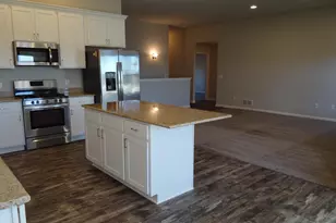 4424 Dublin Dr, Janesville, WI 53546 - Photo 7