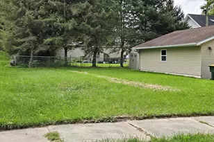 515 E South St, Richland Center, WI 53581 - Photo 29