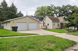 515 E South St, Richland Center, WI 53581 - Photo 25